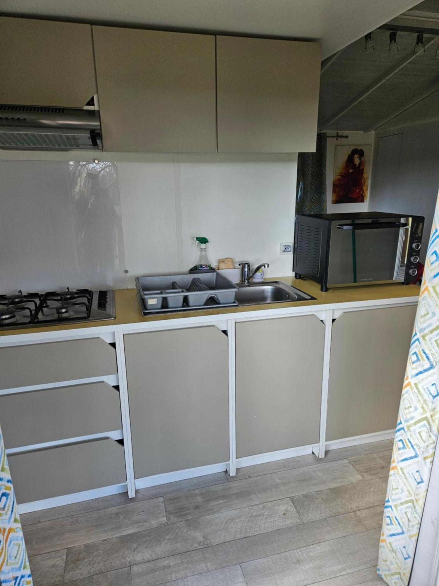 Camping Familial Les Chalets D'Uza Eksteriør billede